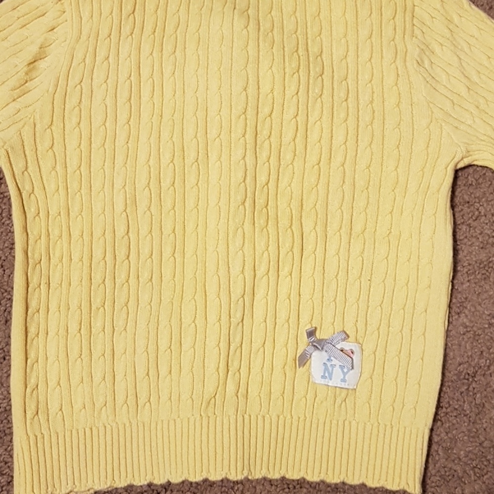 Sweater - Picture 4 of 6